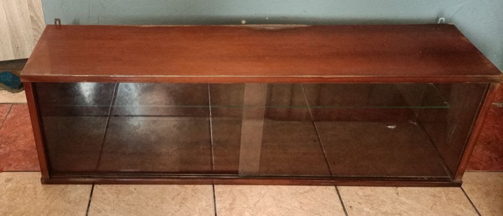 Witryna  gablota wisząca PRl