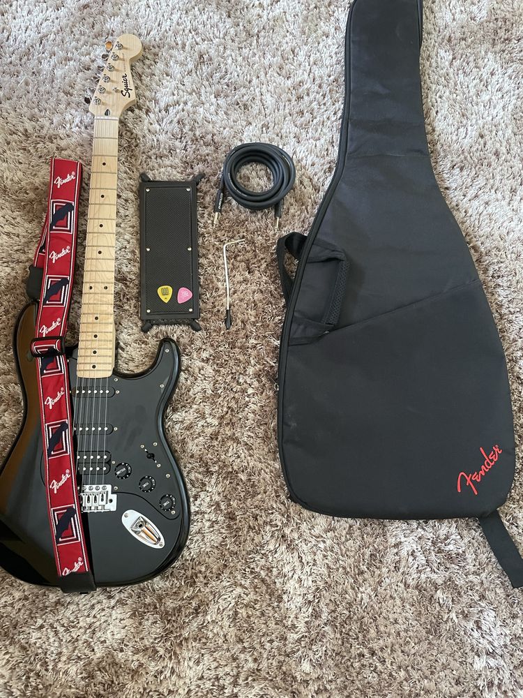 Електрогітара Squier by fender