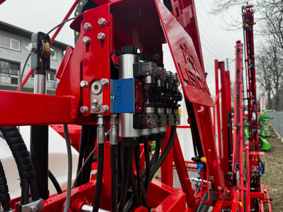 Opryskiwacz Ciągany 1500l 15m Hydraulika