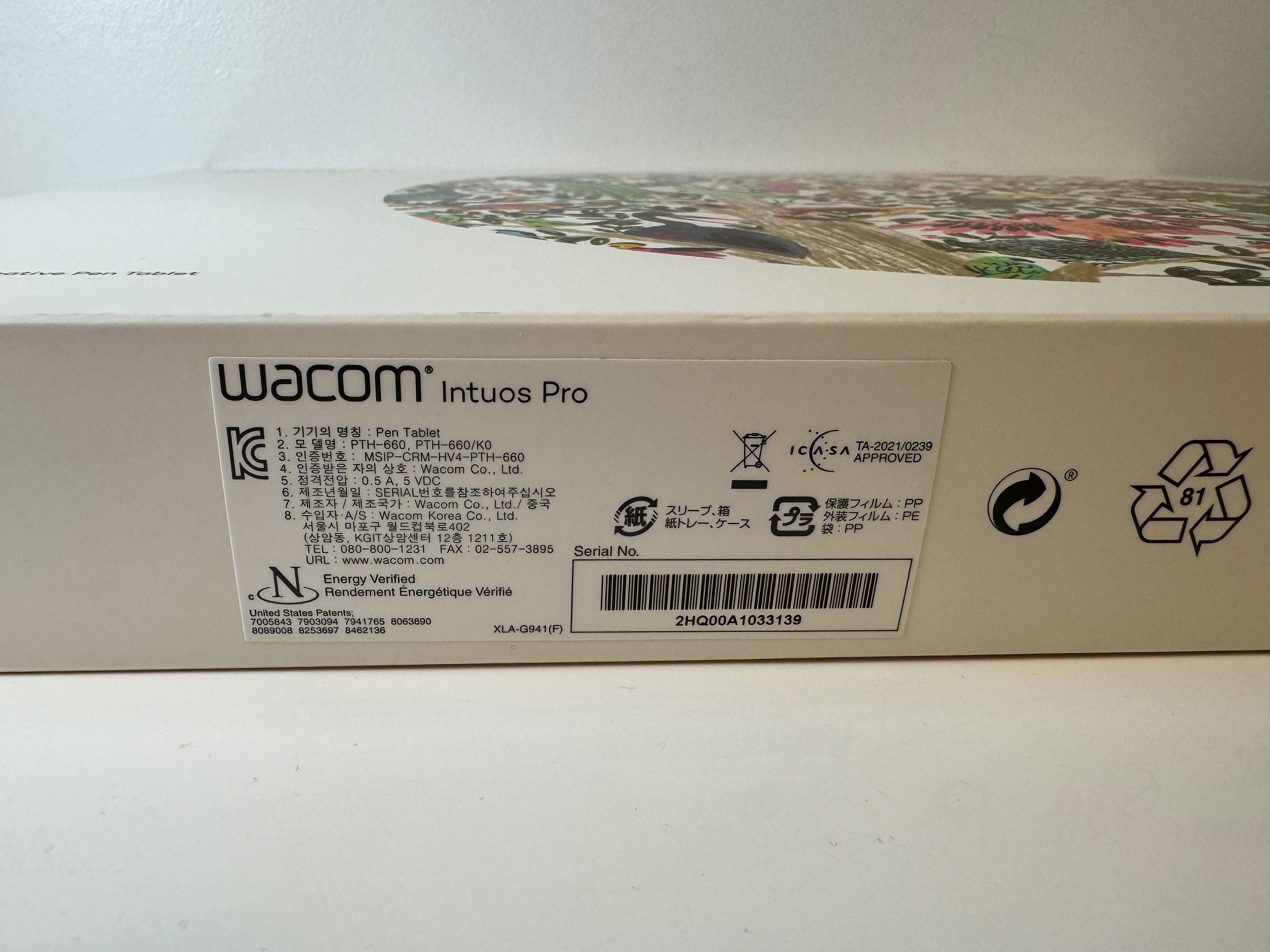 Tablet graficzny Wacom Intuos Pro Medium (PTH-660-N)