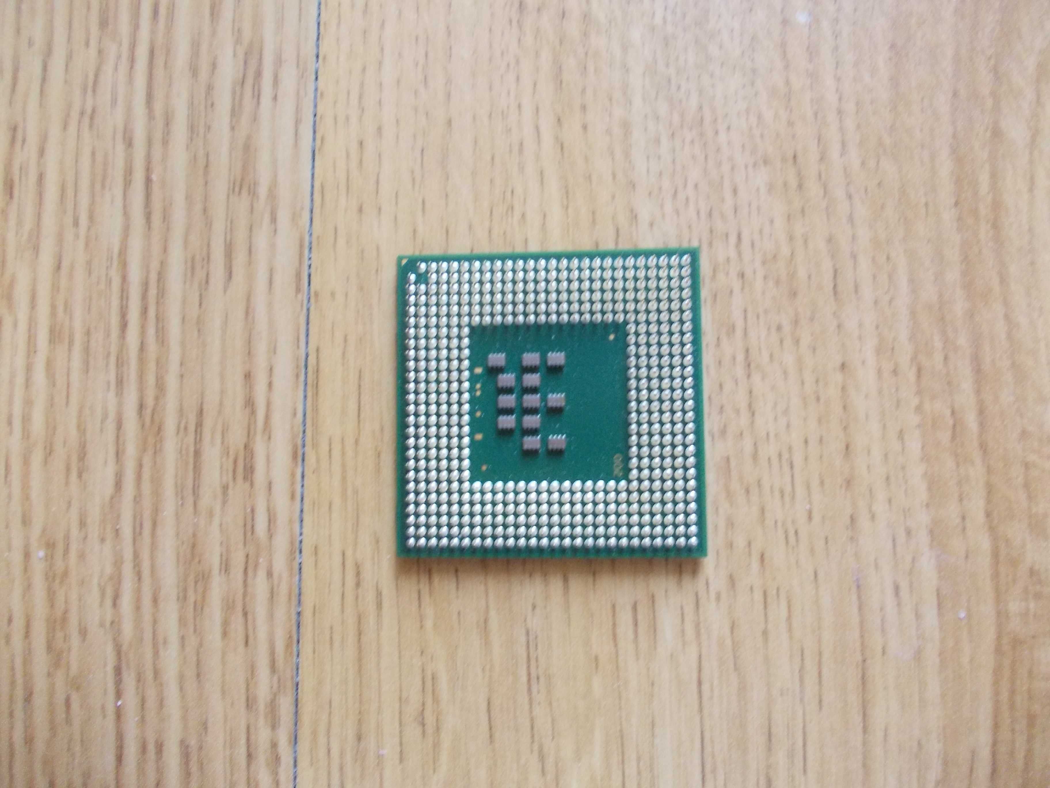 sprzedam procesory firmy intel