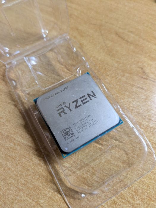 AMD Ryzen 3 1200
