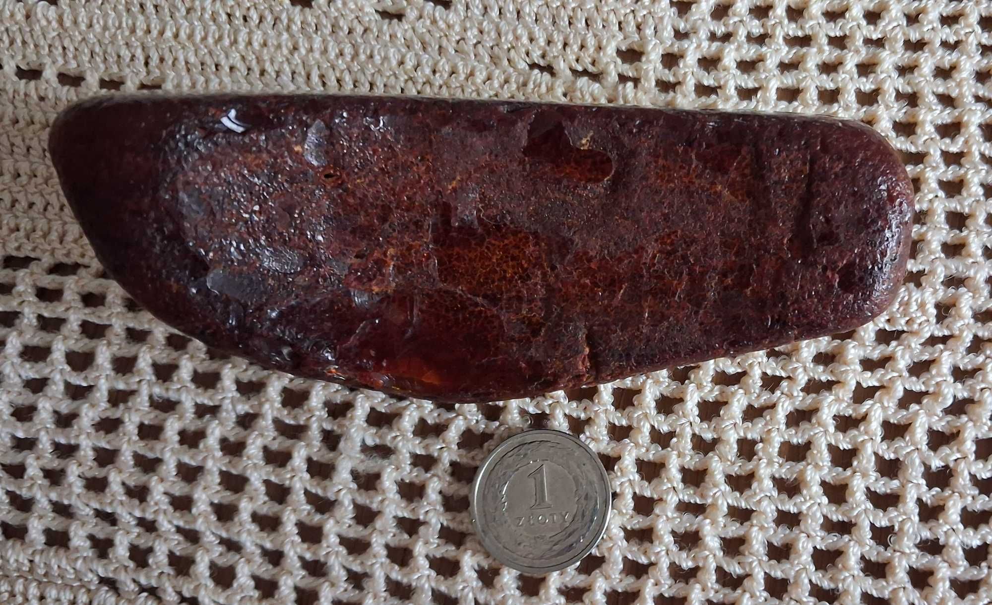 Bursztyn bałtycki 118g bez uszkodzeń