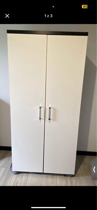 Szafa na ubrania kurtki