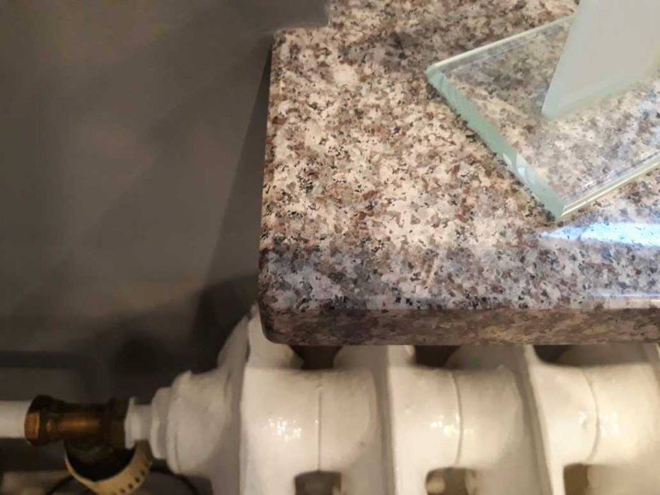 Parapety granitowe na wymiar, najniższe ceny, do 20km transport gratis