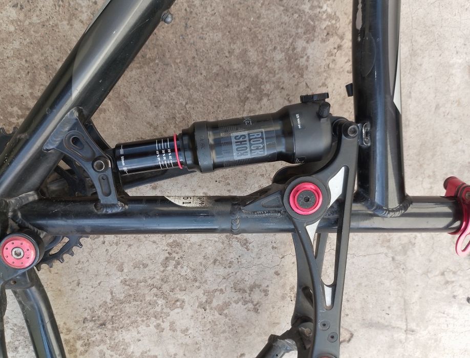 Продам фреймсет norco fluid+ rock shox sector