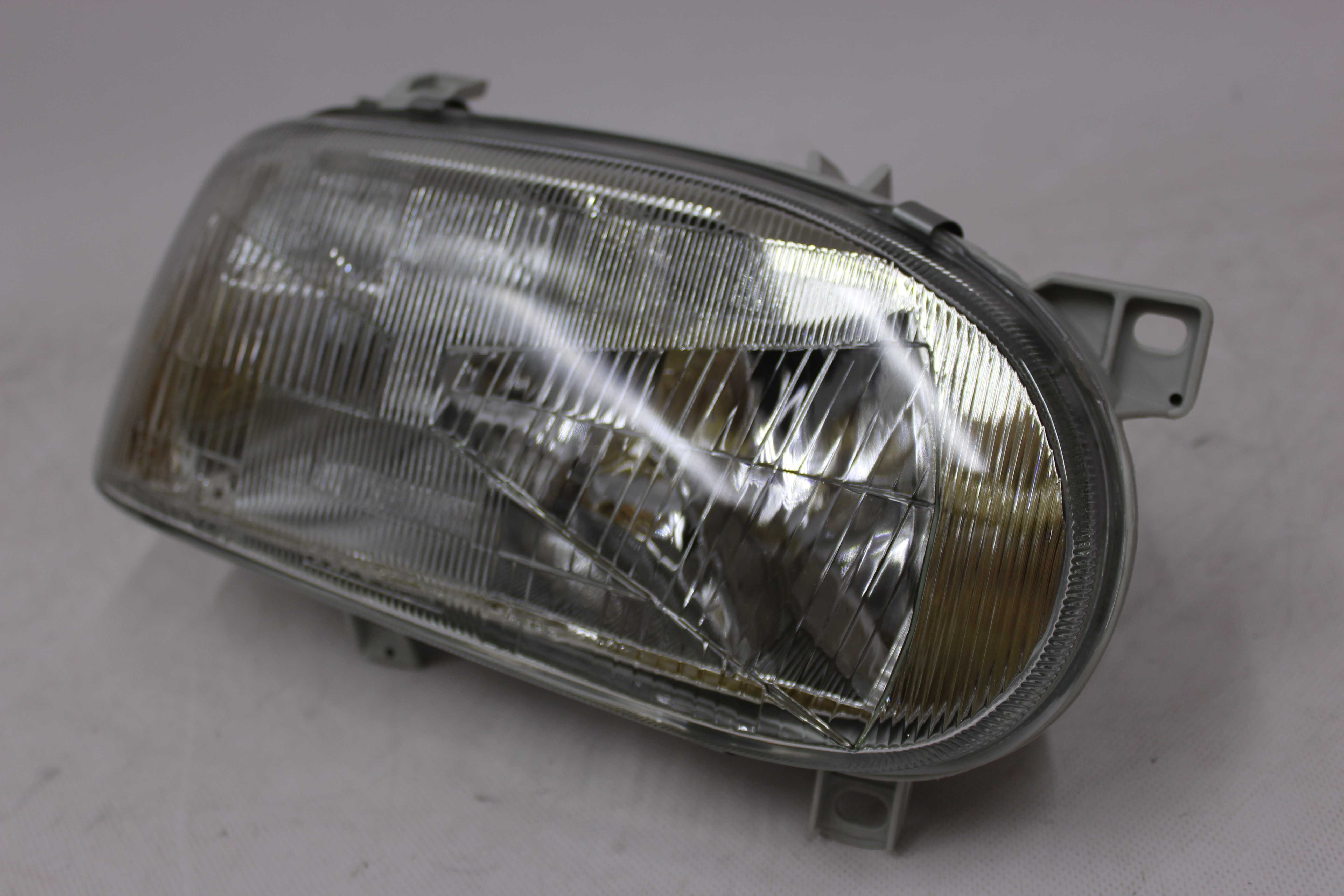 Lampa prawa reflektor przedni przód VW Golf 3 91-97 NOWA DEPO