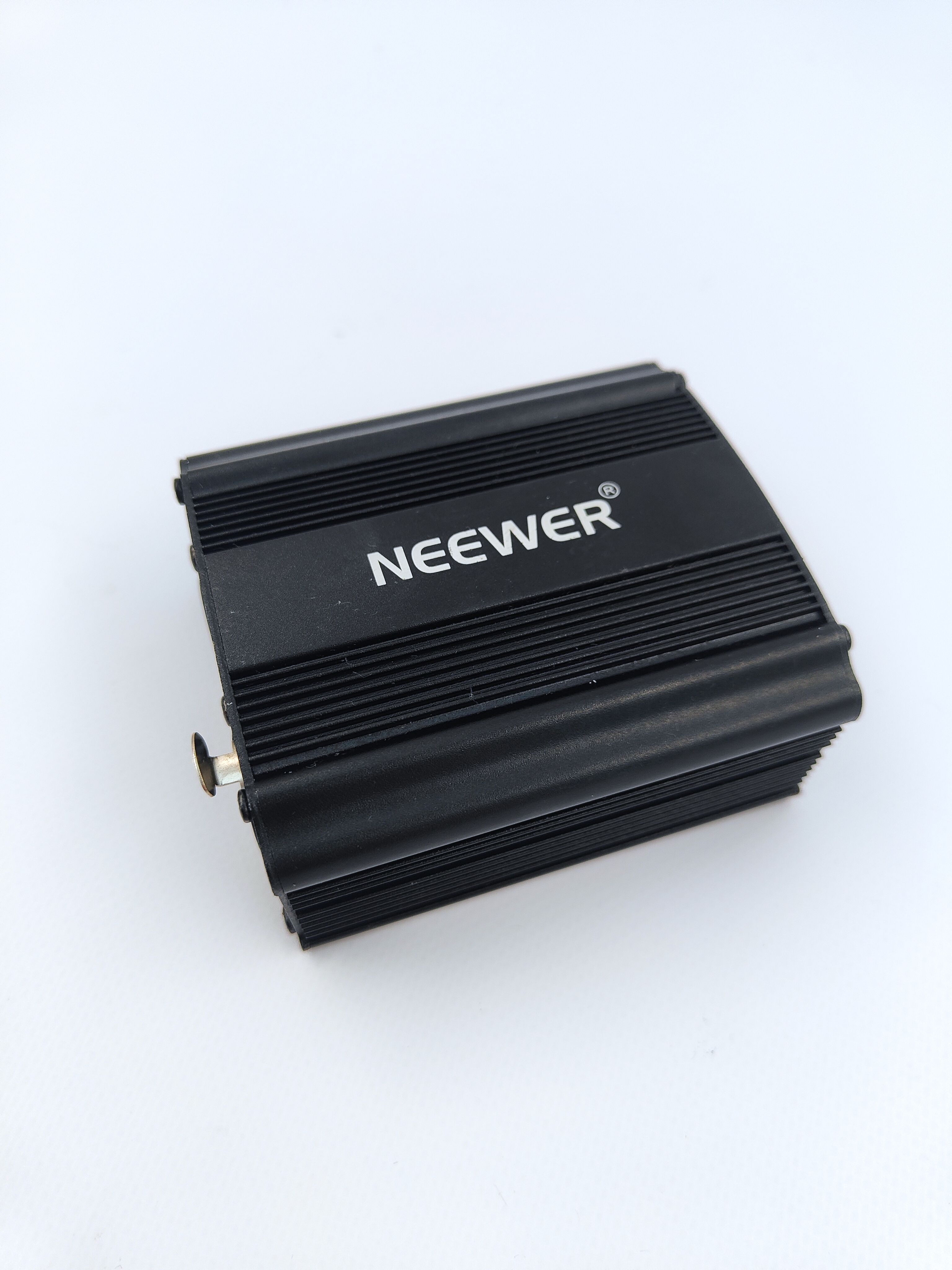 Фантомне живлення Neewer NW-100 (1482)