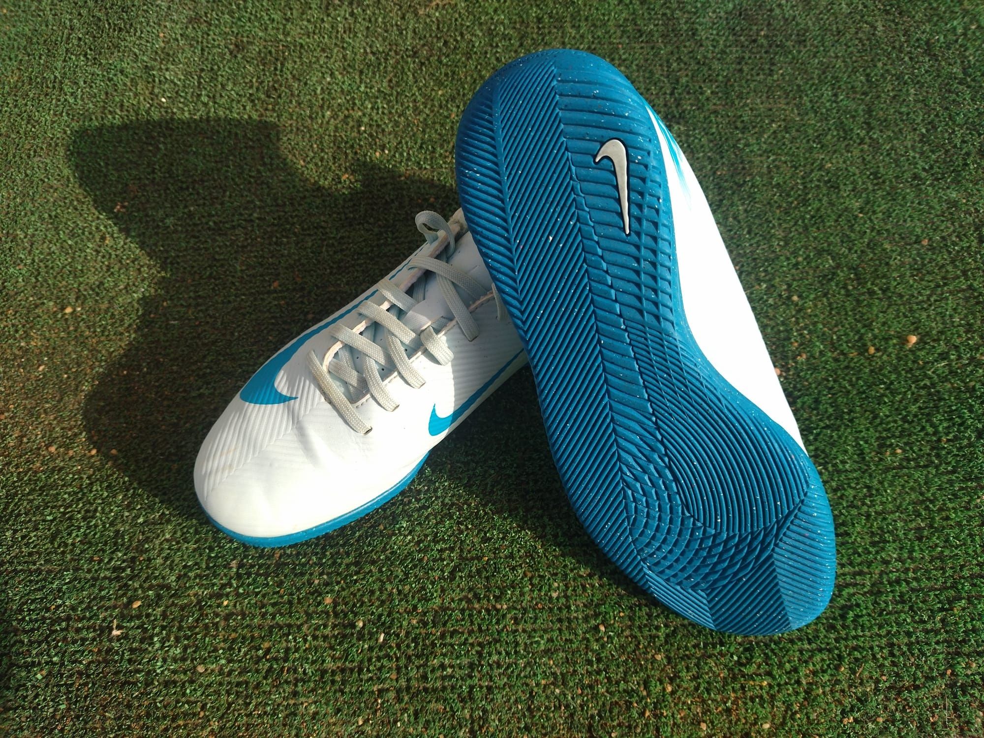 Chuteiras Nike n. 34