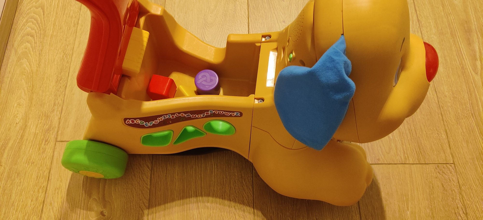 Fisher-Price Chodzik Jeździk Szczeniaczka Uczniaczka Piesek