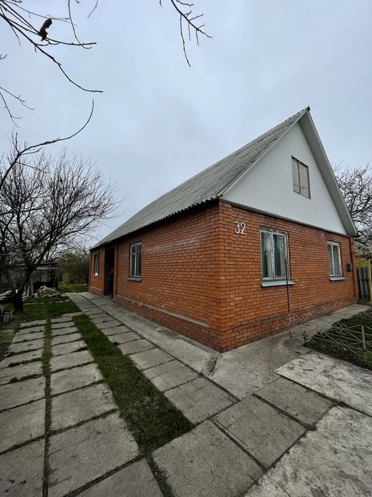 Продаж будинку Підгороднє