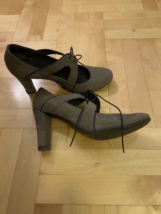 Buty Gino Rossi 37 1/2 na obcasie szare