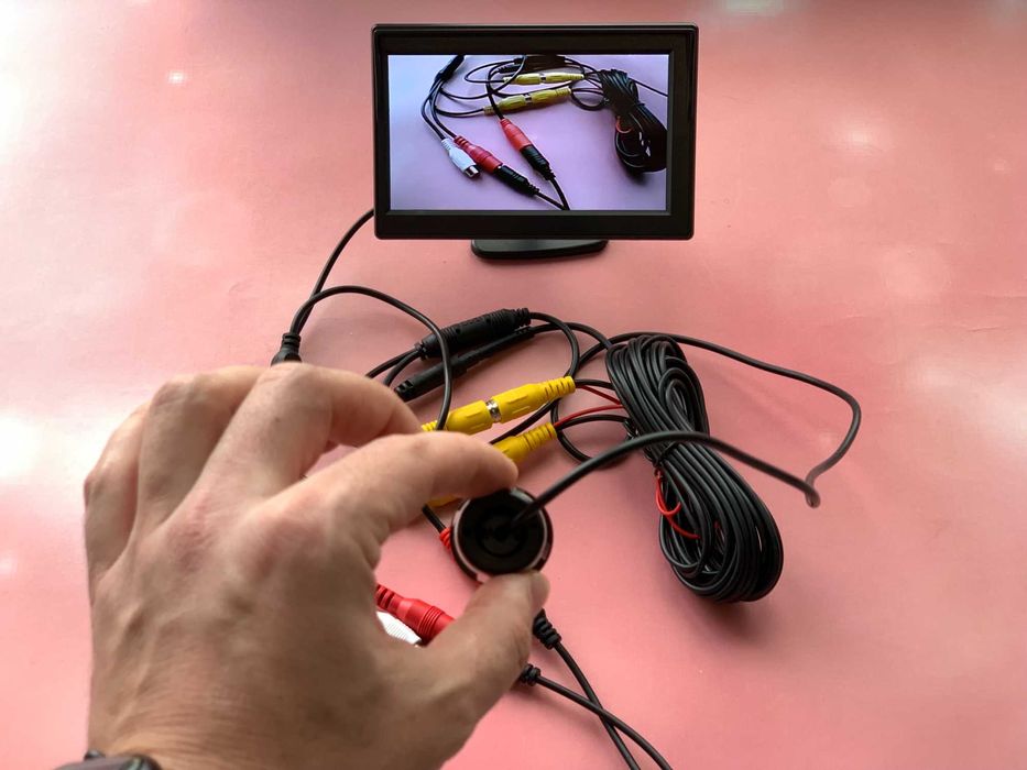 Удобнейшая камера переднего и заднего вида