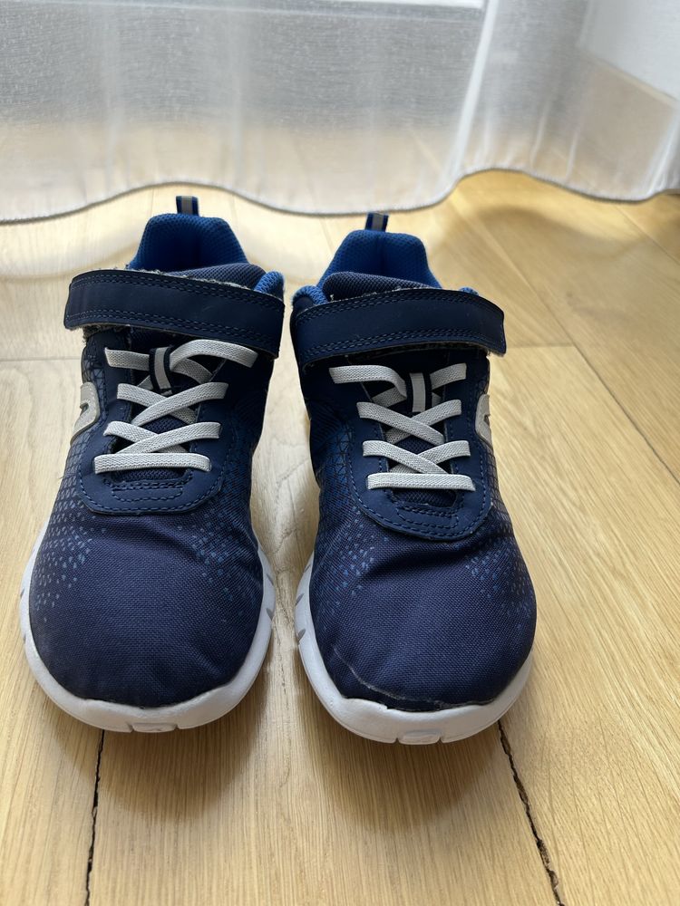 Buty Adidasy rozmiar 36 jak nowe