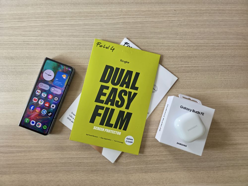 Samsung Galaxy Z Fold4 512 GB + Galaxy Buds FE