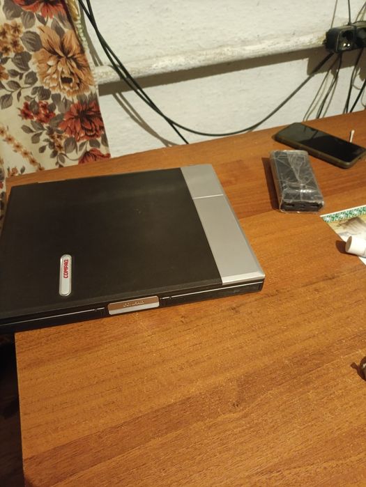 старенький ноутбук HP