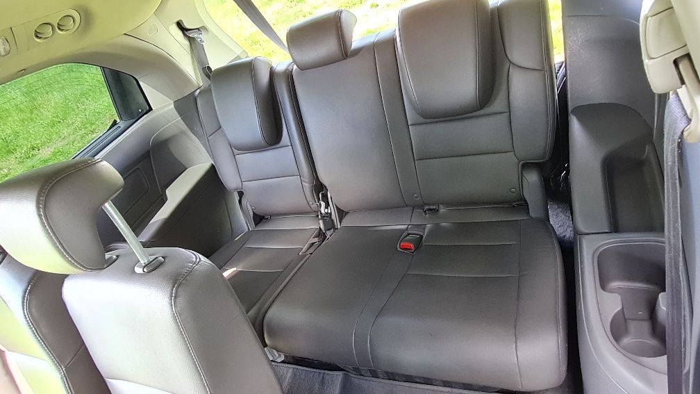Продам Honda Odyssey 2011
