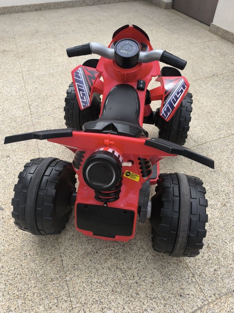 Moto 4 elétrica 12v
