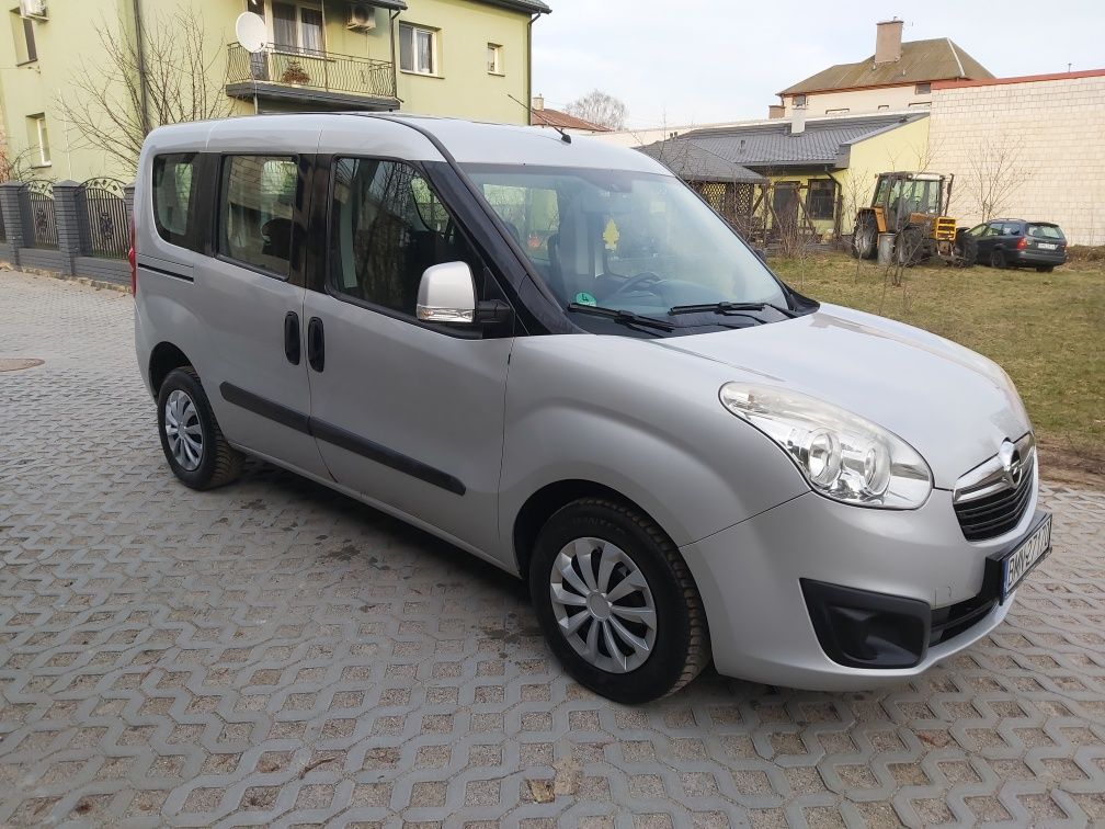 Opel Combo disel/MOGE ZAMIENIC