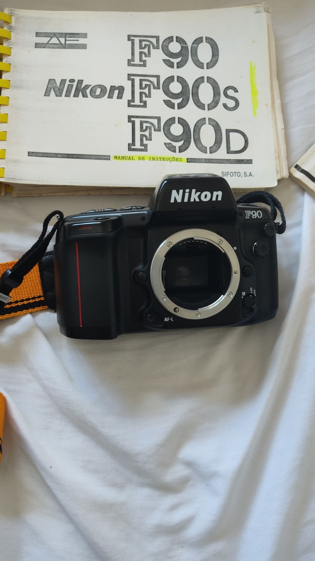 Nikon F90 + Objetivas e flash