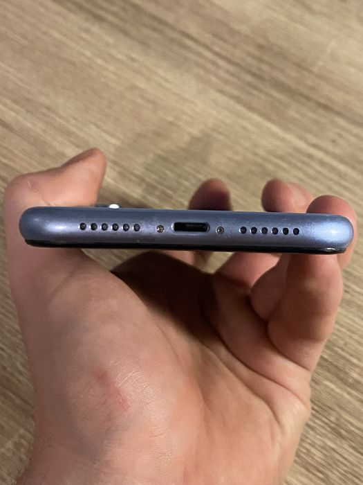 Iphone XR 64 gb niebeski