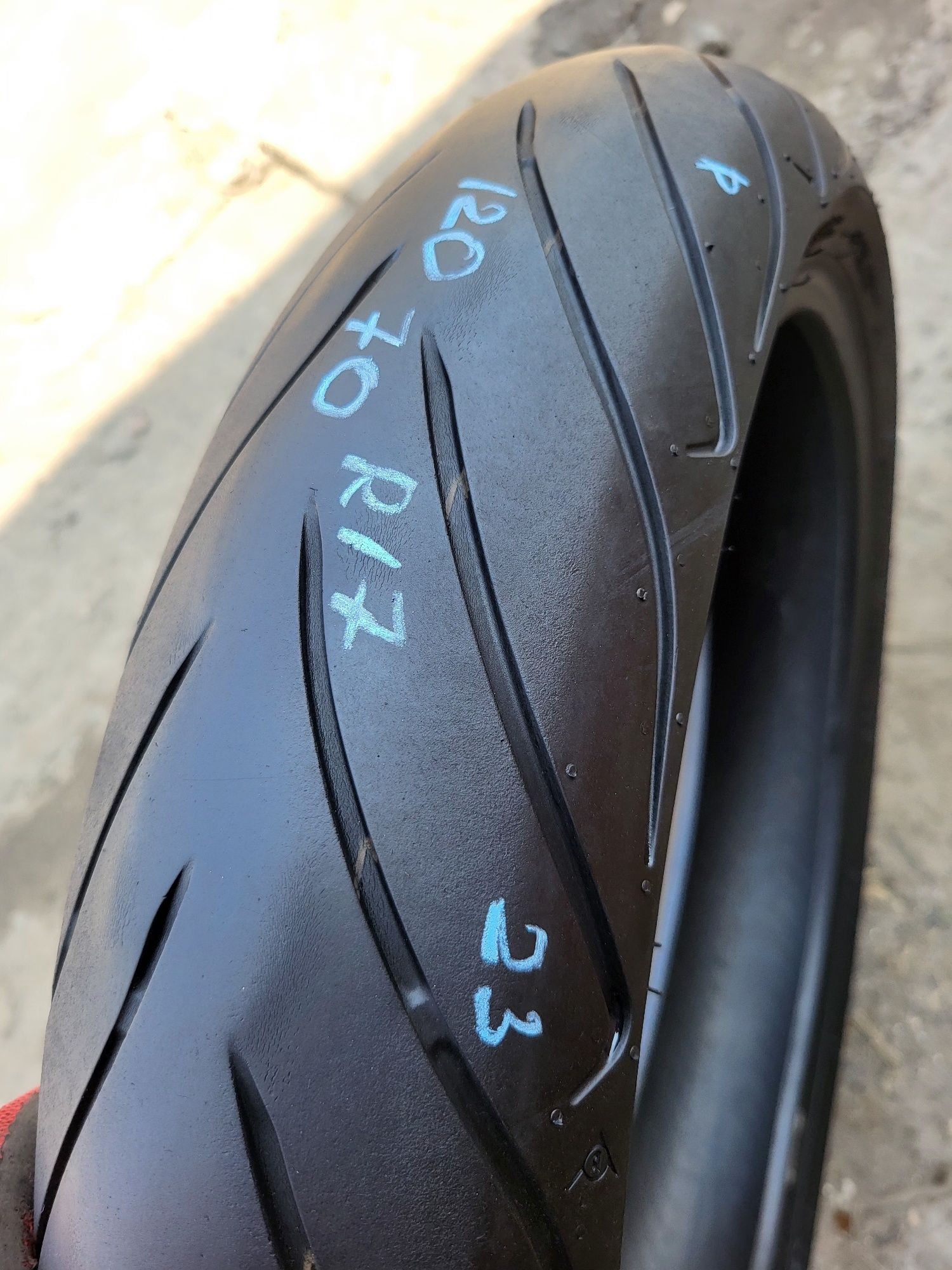 Dunlop 120/70R17 (2021) мотошина