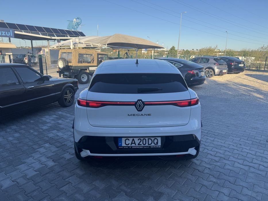 Renault Mégane E-Tech EV60 – 220 cv – Techno  35 mil km