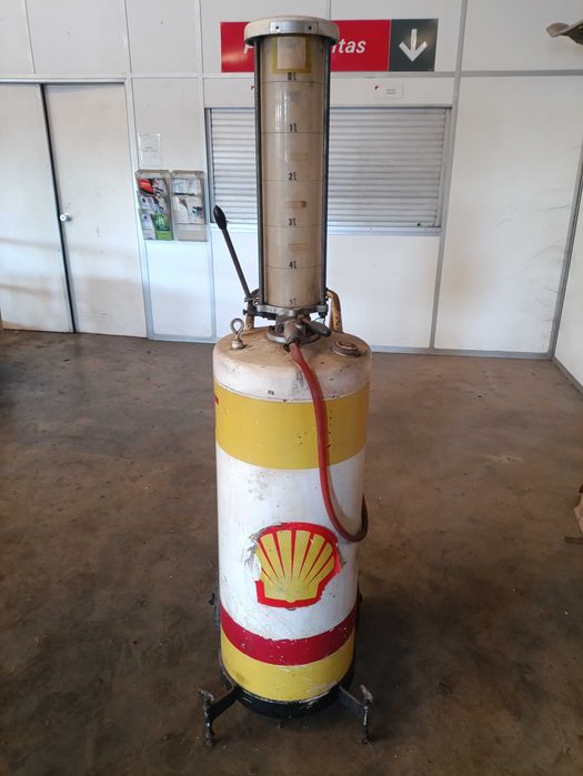 Bomba gasolina ,2T em ótimo estado funcional