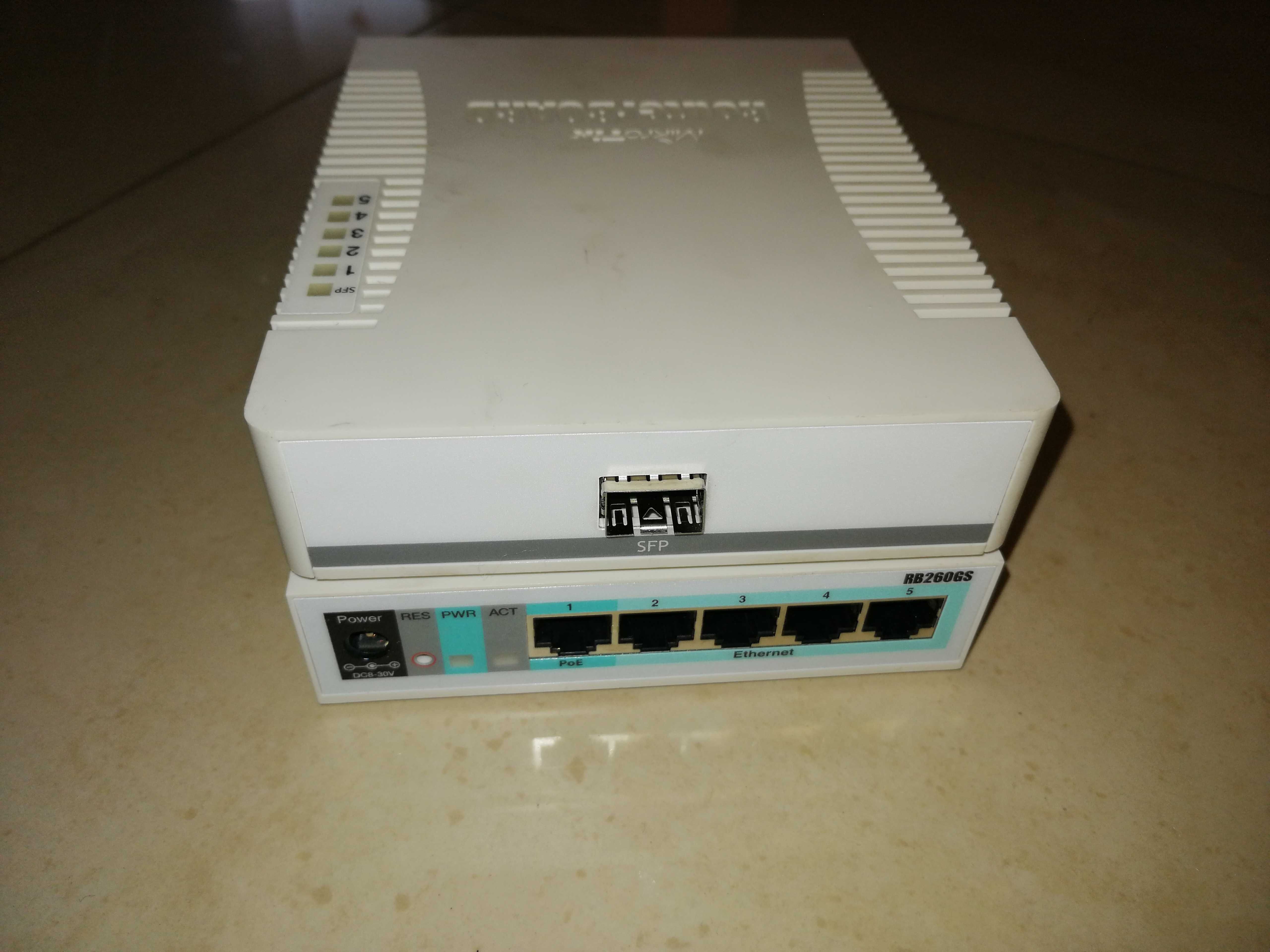 MikroTik RB260GS (CSS106-5G-1S)