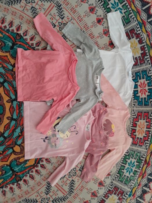 Zestaw bluzek rozmiar 68