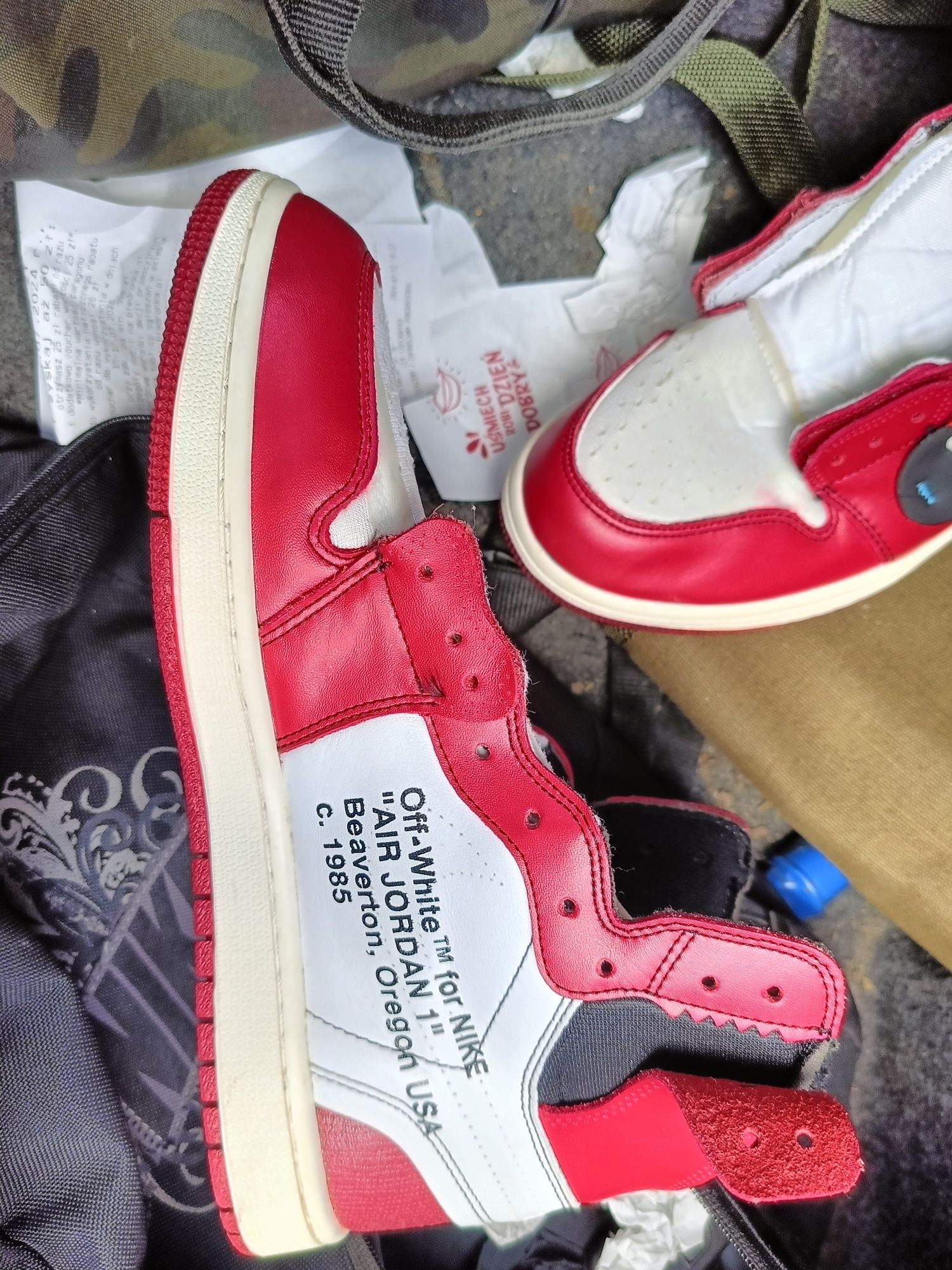 Nike Air jordan aj1 off white chicago