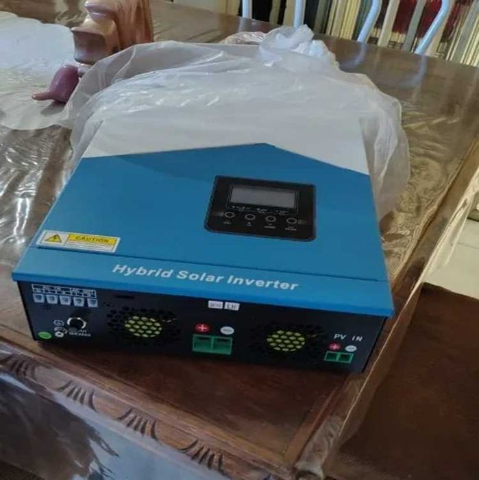 Инвертор гибридный солнечный Easun Power 2200W 24V MPPT Sine Wave 80A