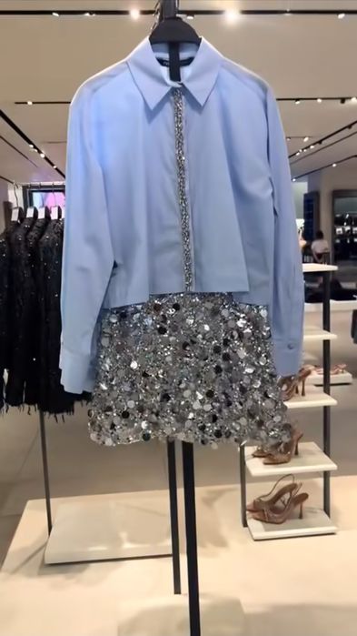 Спідниця з паєтками