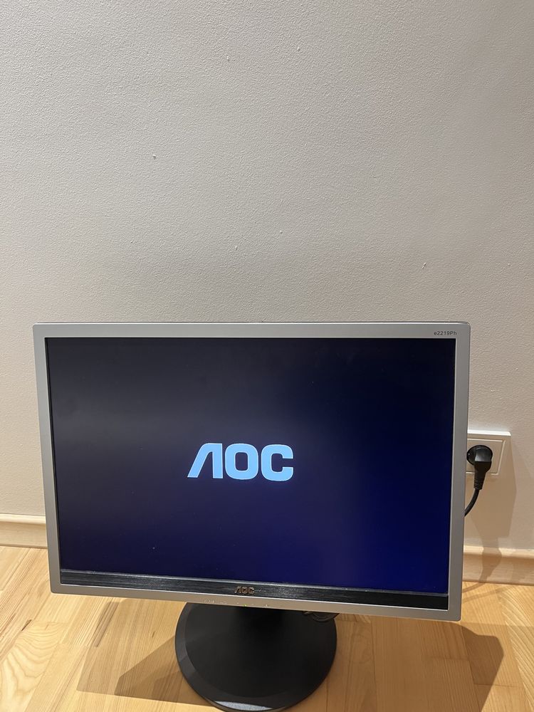 Monitor AOC tft22w90psa+ z nowym kablem