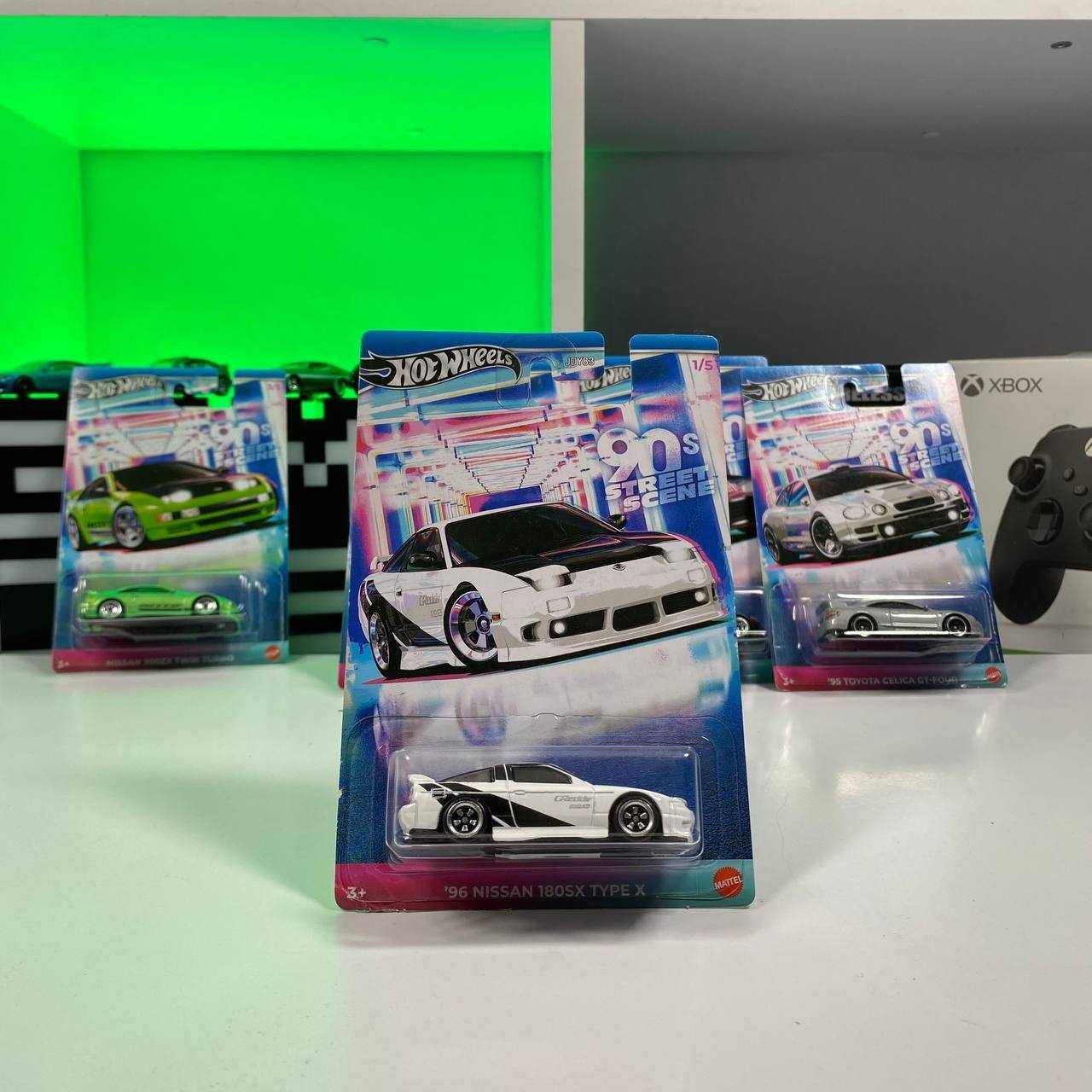 Машинка Hot Wheels серія '90s Street Scene Nissan 300ZX Новий Хот Вілс