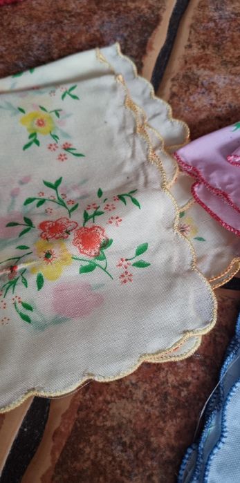 Stare materiałowe chusteczki do nosa PRL