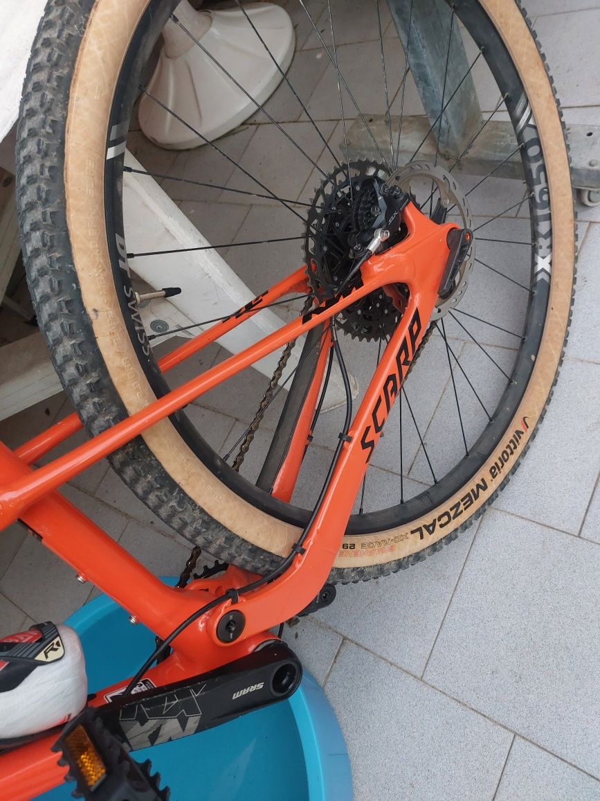 Bicicleta KTM Scarp One 2020 Carbono 29"