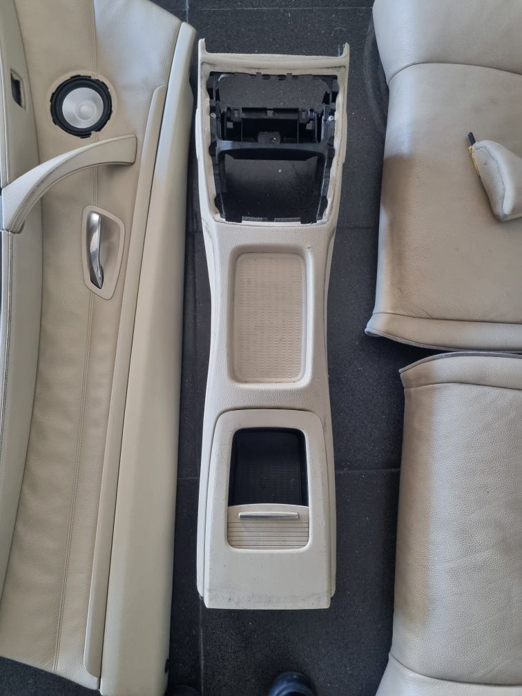 Bancos e Quartelas  BMW E92 PackM