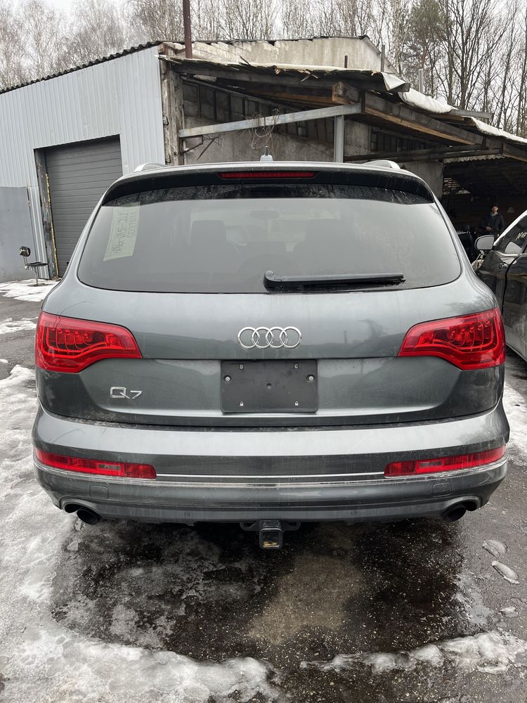 AUDI Q7 usa 10-15г авторазборка цвет Lz7s авто в наличии 12г.