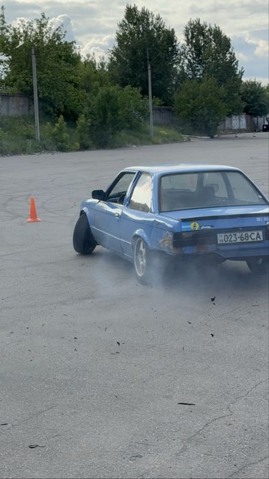 Дрифт Корч BMW E30