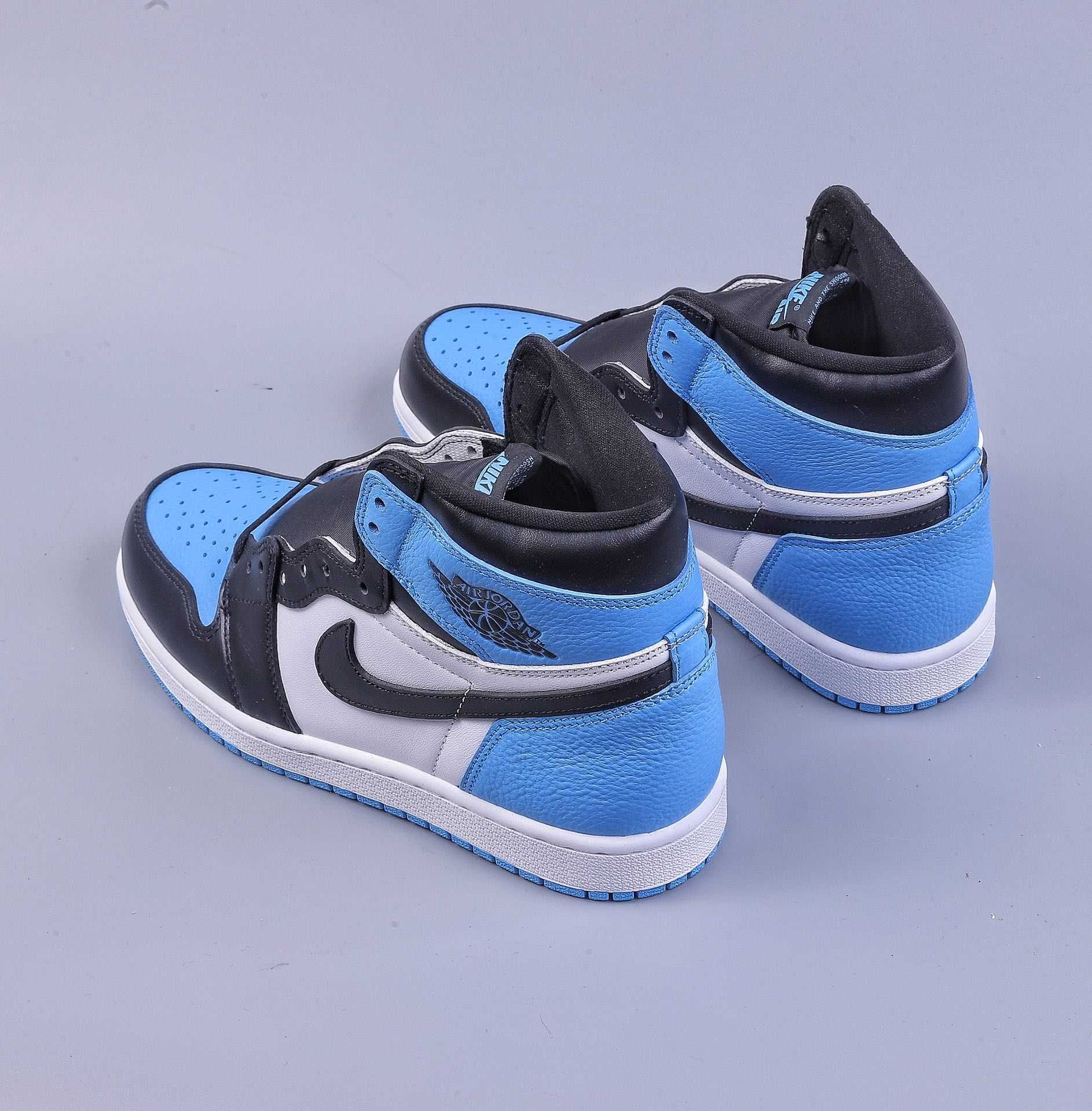 Nike Air Jordan 1 High OG “University Blue” DZ5485-