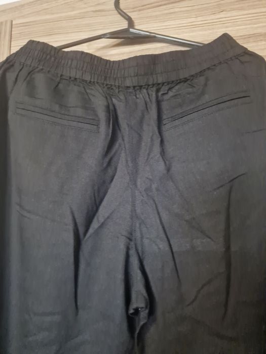 Czarne damskie spodnie,luźny fason