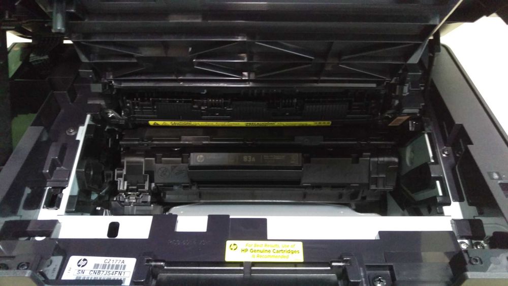 Лазерний БФП HP LJ M125a з картриджем, лотками і кабелями !