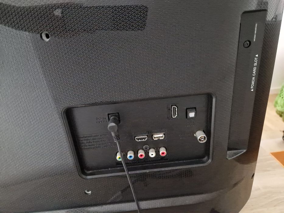 TV LG 32" c/ comando original