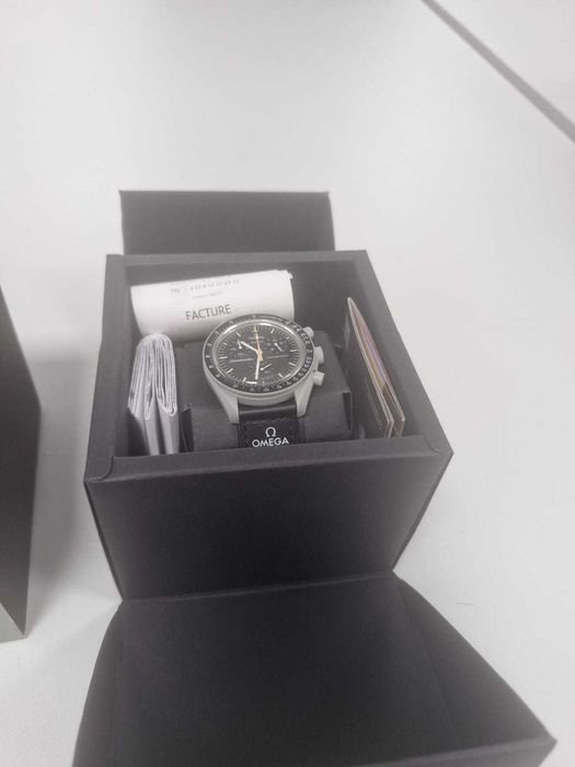 Swatch Omega - Moonswatch Mission To The Moon