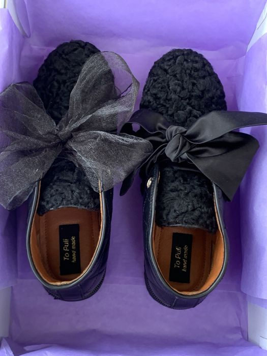 Ботинки из каракуля