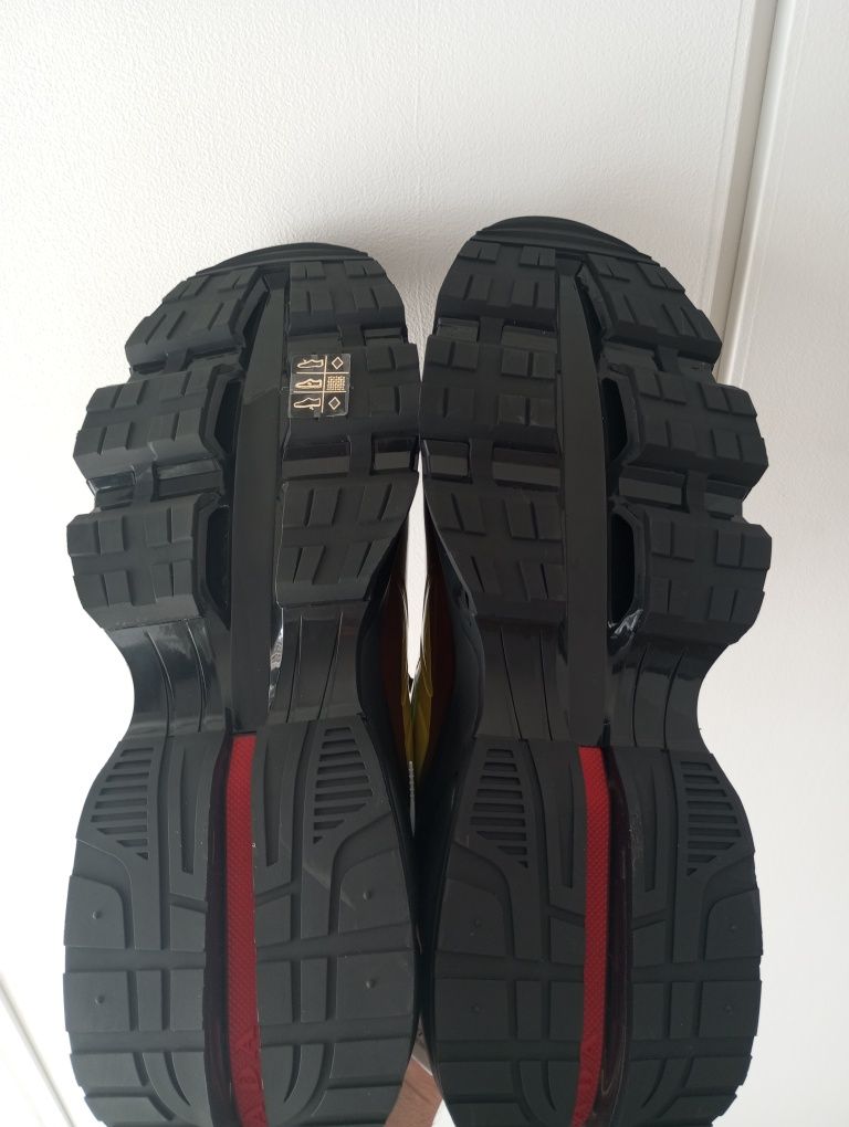 Prada Sneakers   - Collision Cross- 42 EU = 8 UK - NOV