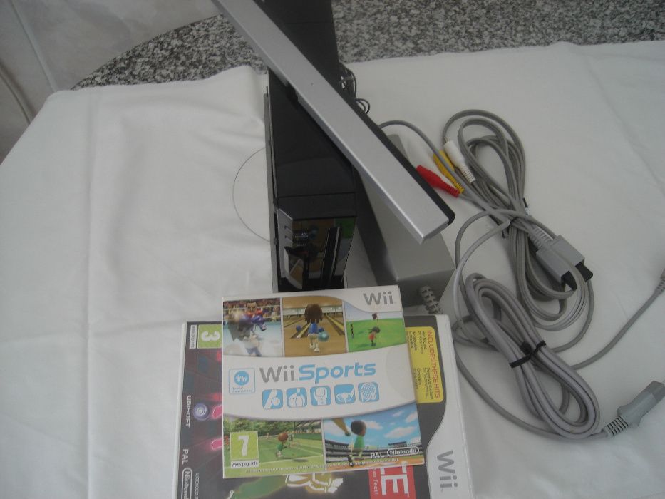 Consola Nintendo Wii (preta) sem comandos