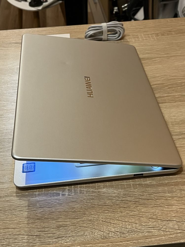 Huawei MateBook D
