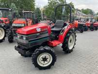 Mitsubishi MT 201 Японський Трактор